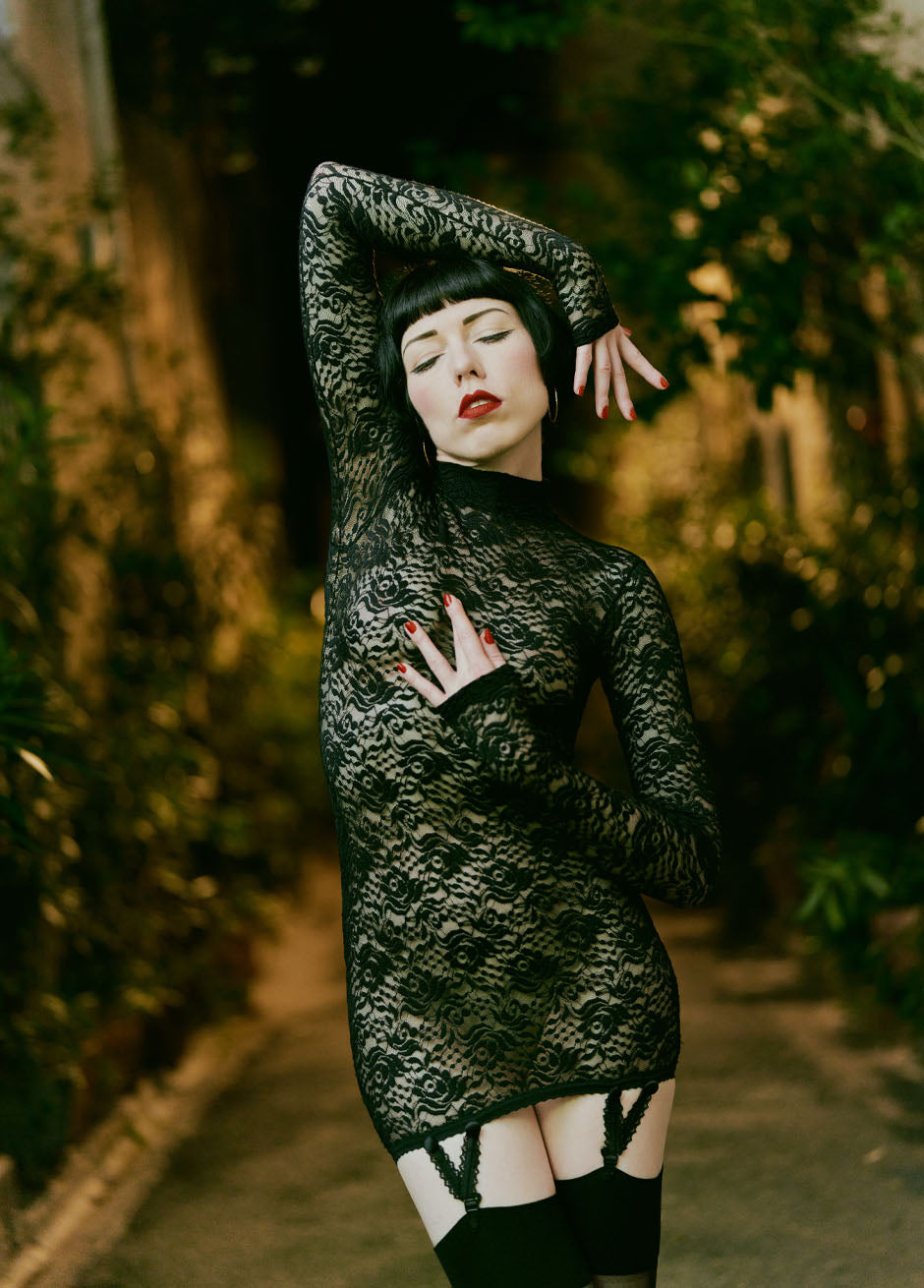 GRACE LACE DRESS Black