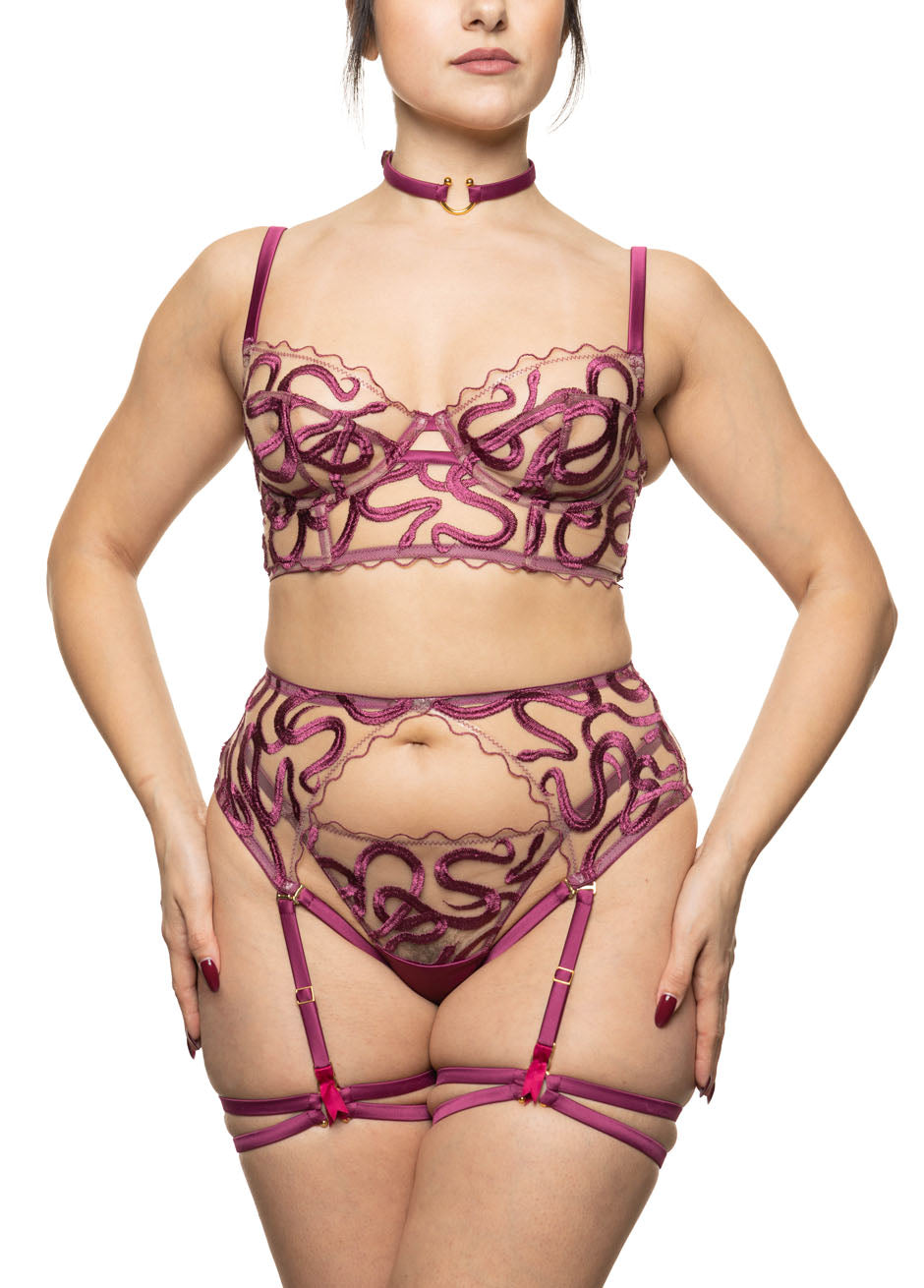 【IKU】STUDIO PIA NAGA mool lingerie Naga' Lingerie Set By Studio Pia | The Underpinnings Museum